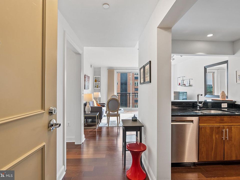 1st image of 2050 Jamieson Ave APT 1310