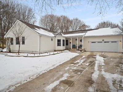 (Undisclosed Address), Geneva, IL, 60134
