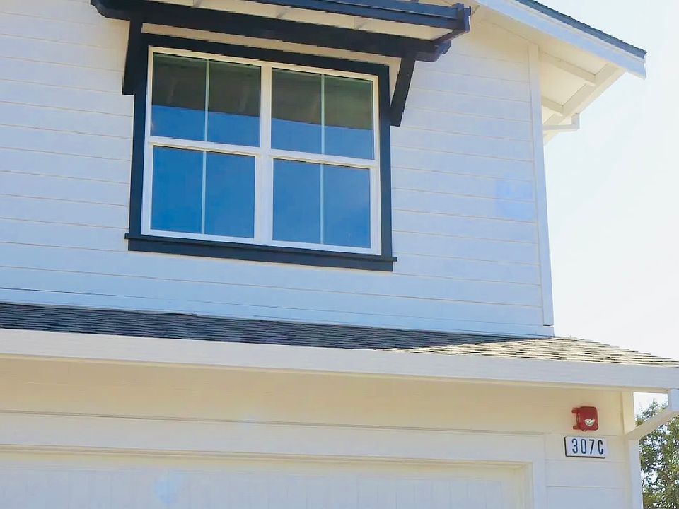 2nd image of 307 Gurries Dr #C