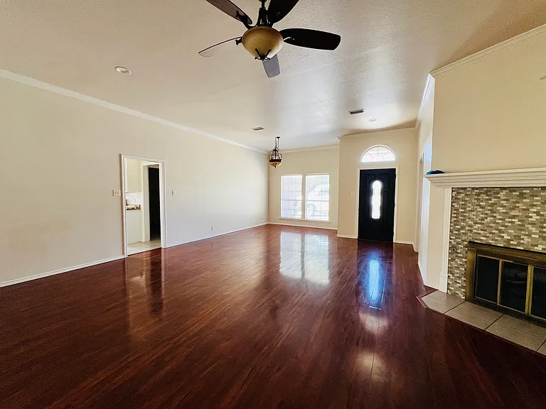 2905 Bluebird Ln — Photo 33