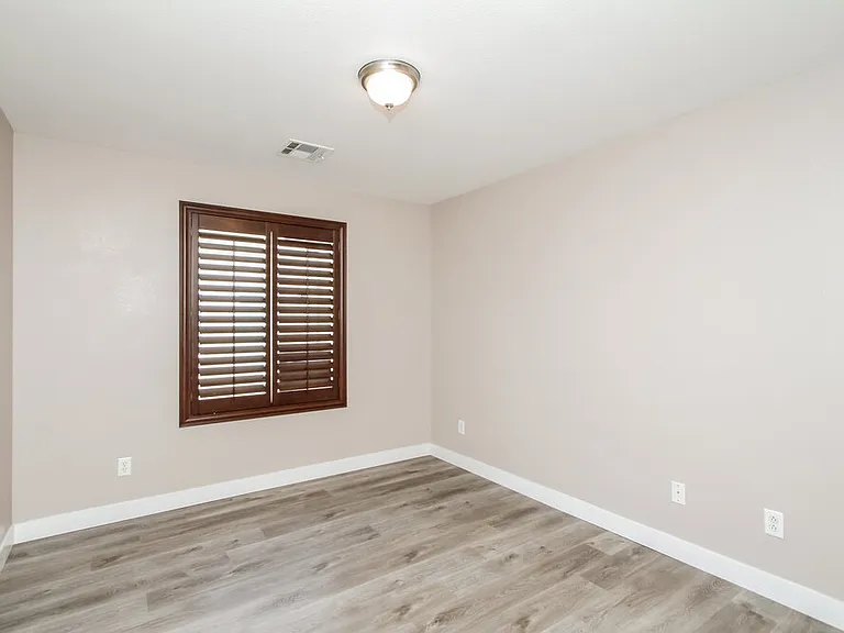 2545 Wild Ambrosia Ave — Photo 9