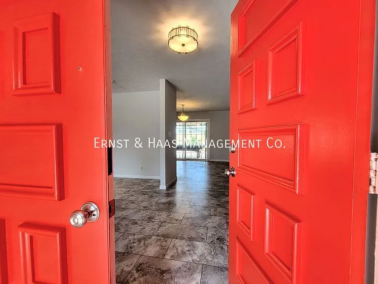 10751 Andy St — Photo 4