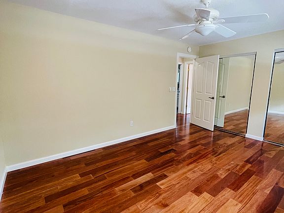 2nd image of 21271 Glenmont Dr