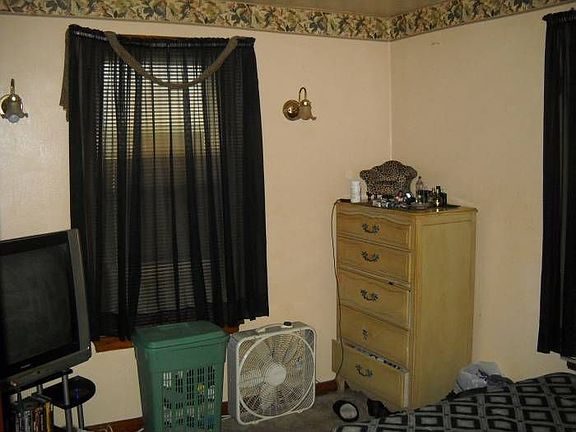 Bedroom #1