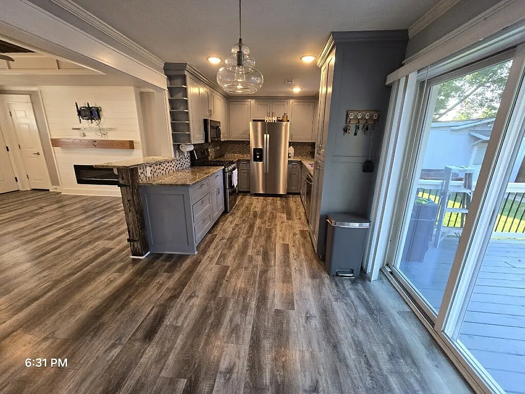 4 bed, 2000 sqft, $2,500 — Photo 4