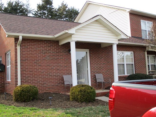 1st image of 102 Brandywine Dr NE APT J1