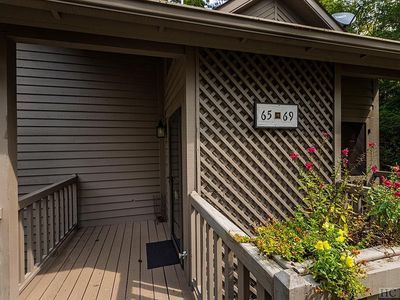 65 River Park Villas Dr, Sapphire, NC, 28774