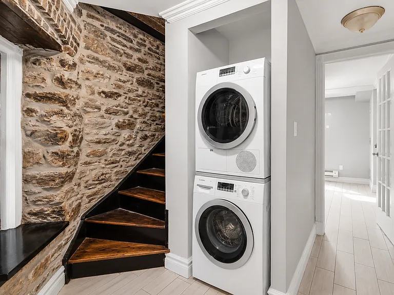 246 Mott St #4 — Photo 4