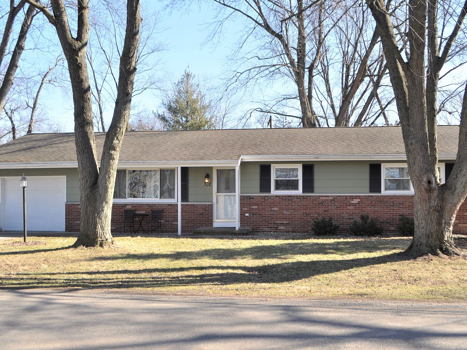 702 N Clifford St, Tolono, IL 61880 Zillow