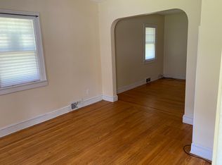 33 Junior Rd, Farmington, CT 06032