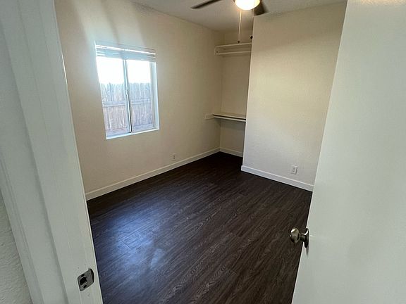 3rd image of 4258 Marlborough Ave