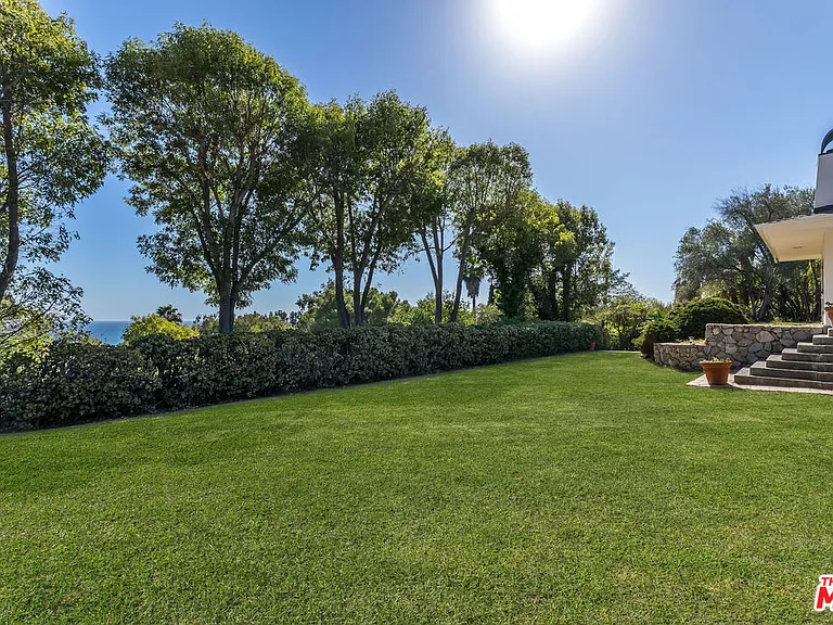 27349 1/2 Pacific Coast Hwy — Photo 4
