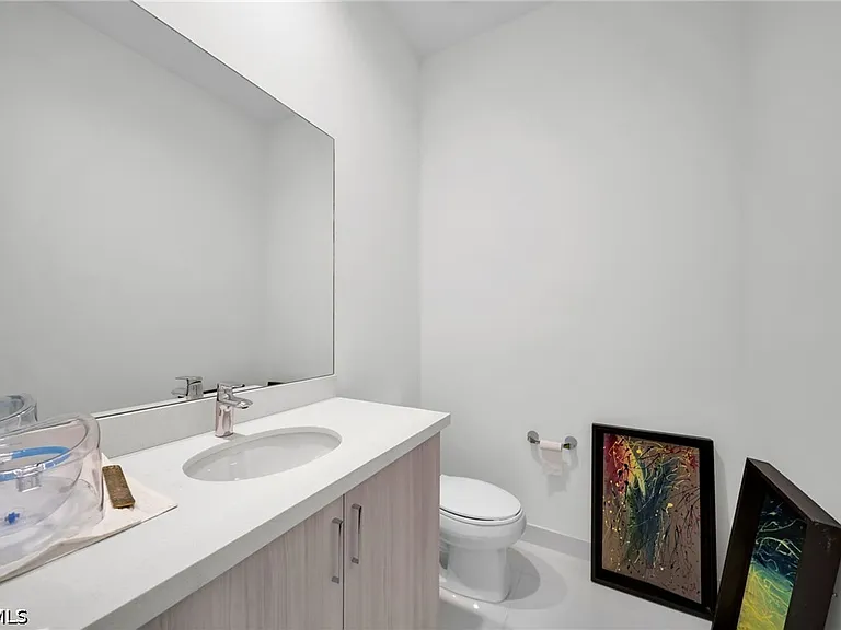 5043 Ofanto Ln — Photo 6