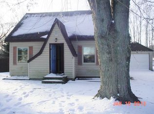 529 E Groninger St, Suring, WI 54174