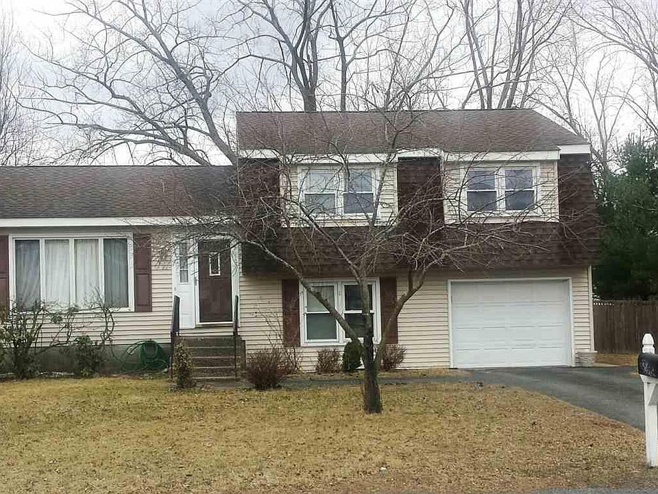 1st image of 22 Brickley Dr