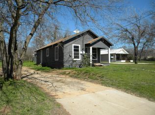 251 E Crow St, Stephenville, TX 76401