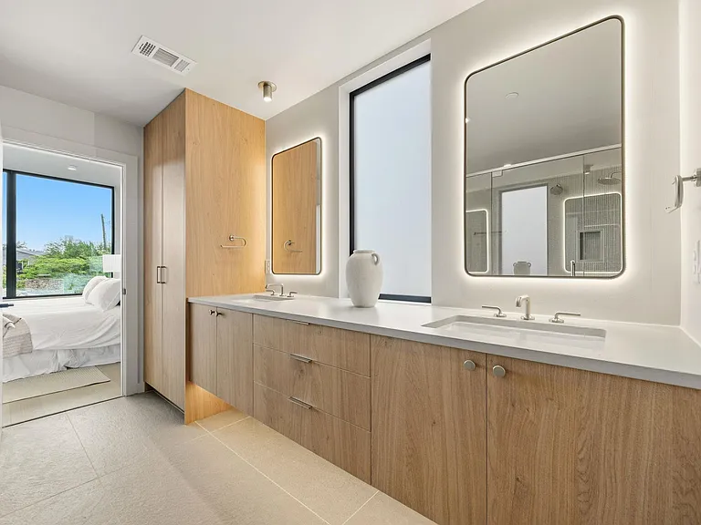 1403 Barton Hills Dr #3 — Photo 13