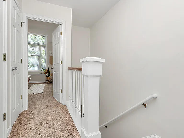 1532 Cleveland Ave — Photo 16