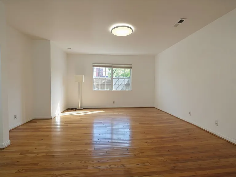 1005 Wigwam Ave — Photo 9