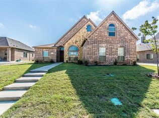 714 Whippoorwill Dr, Midlothian, TX 76065