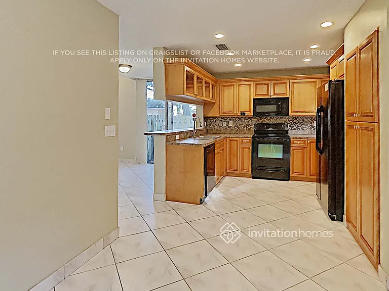 831 NW 98th Ave — Photo 6