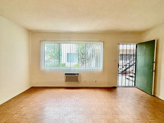 5th image of 1006 E 32nd St #9958306