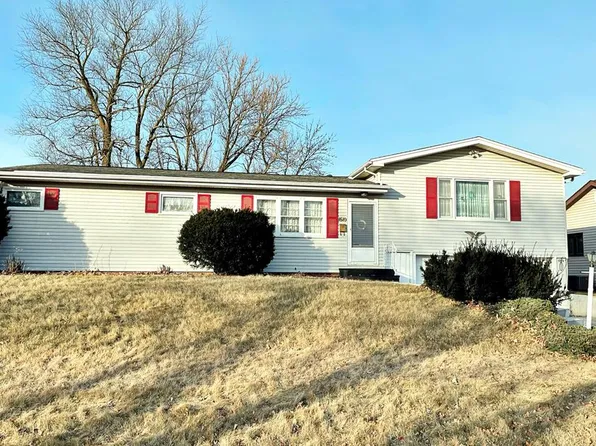 1610 N 26th St, Fort Dodge, IA 50501
