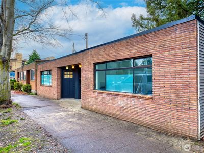 7610 Greenwood Avenue N, Seattle, WA, 98103