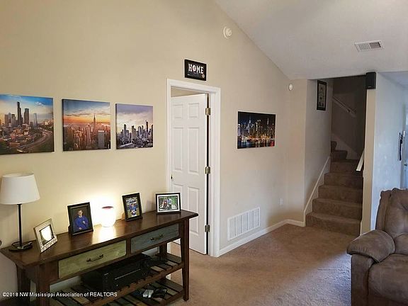 4th image of 6789 Kentbrook Dr