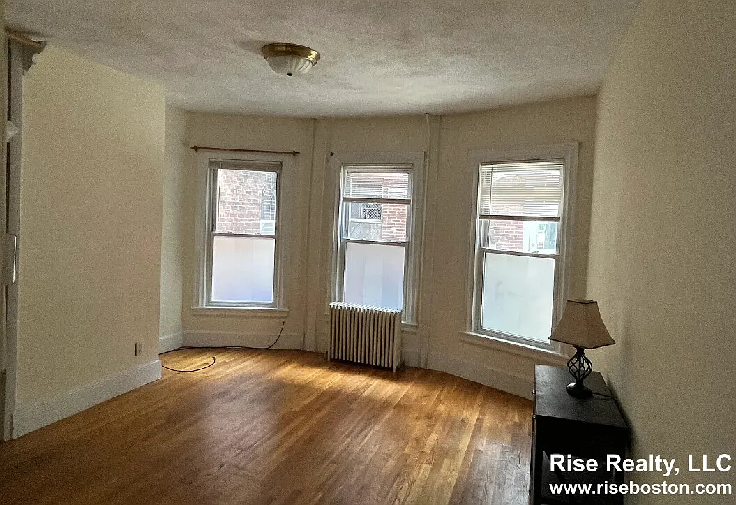 1 bed, 1.0 bath, $2,600 — Photo 1