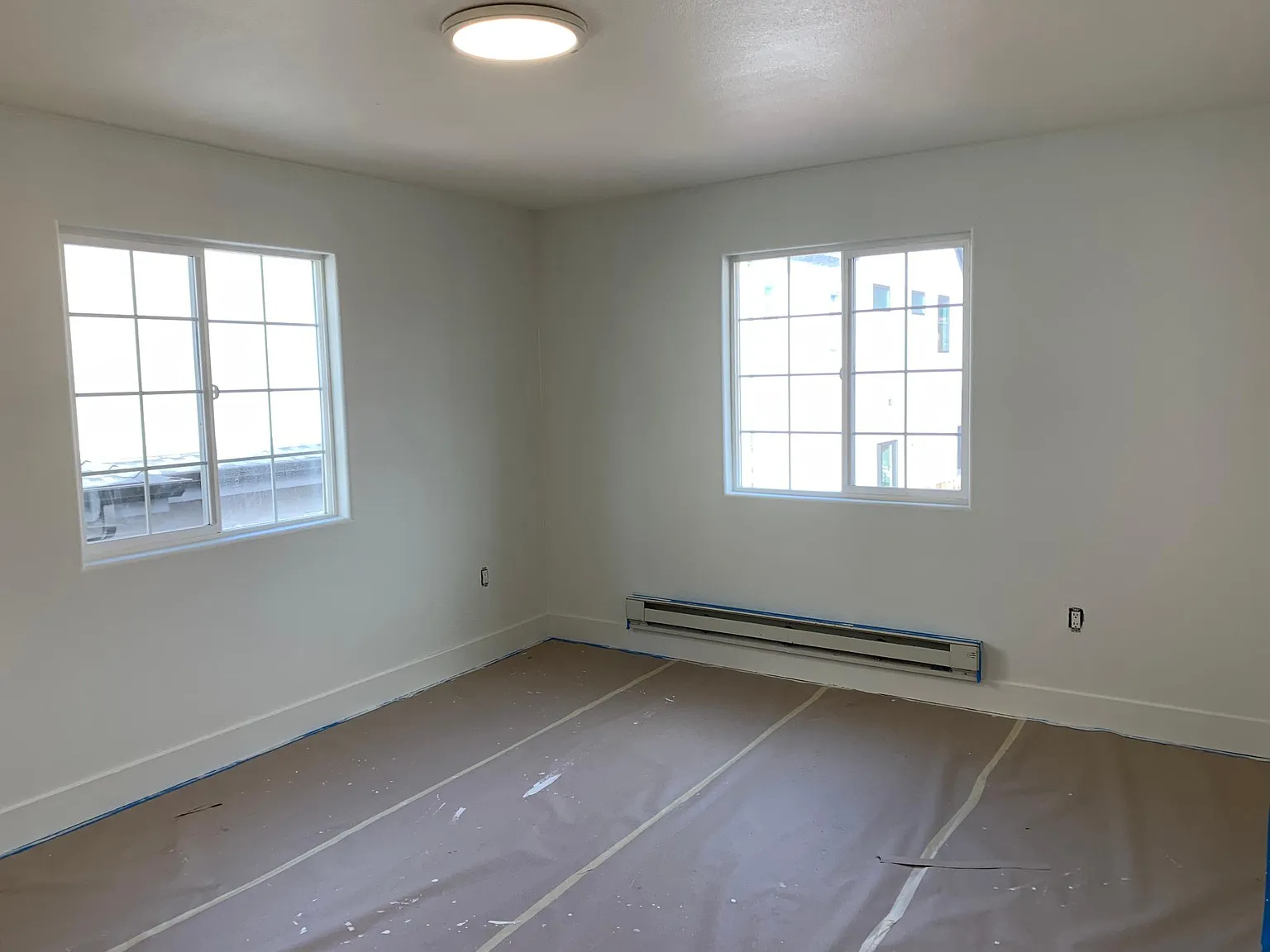 525 Parker Ave — Photo 1