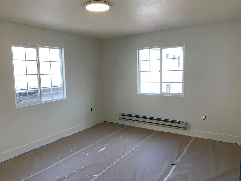 525 Parker Ave #3