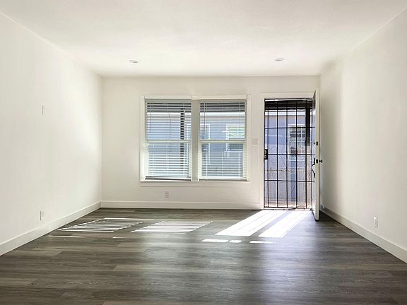 4th image of 1958 Pine Ave #6