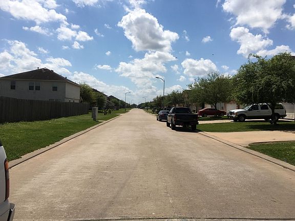 5th image of 20934 Clay Landing Ln