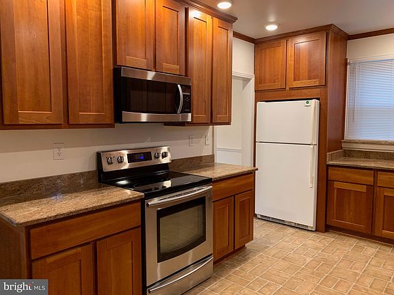 4th image of 2315 S Nash St