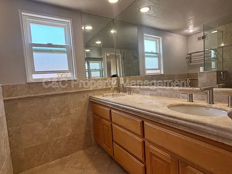 19010 Cliveden Ave — Photo 12