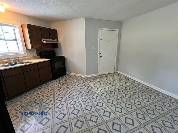 2nd image of 301 Pine Wilderness Dr #B2