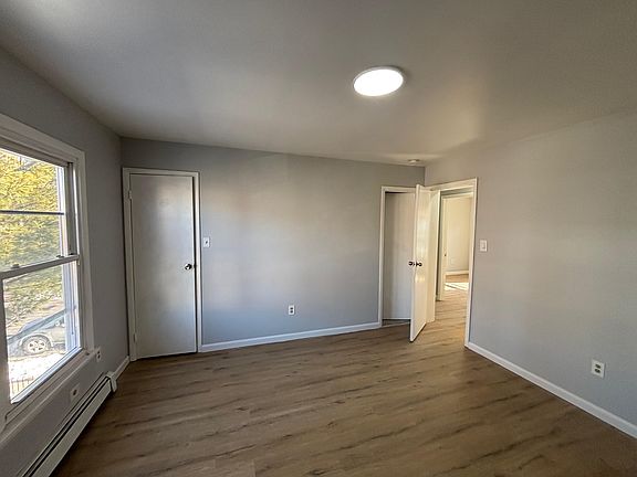 5th image of 401 Ocean Ave #A