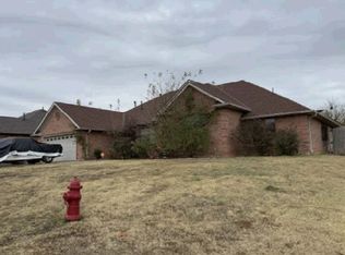 1606 SW Sand Cir, Lawton, OK 73505