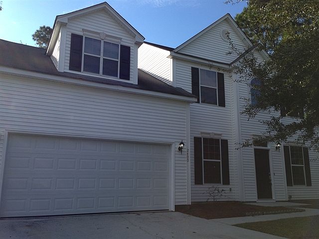 1st image of 2400 Cotton Creek Dr