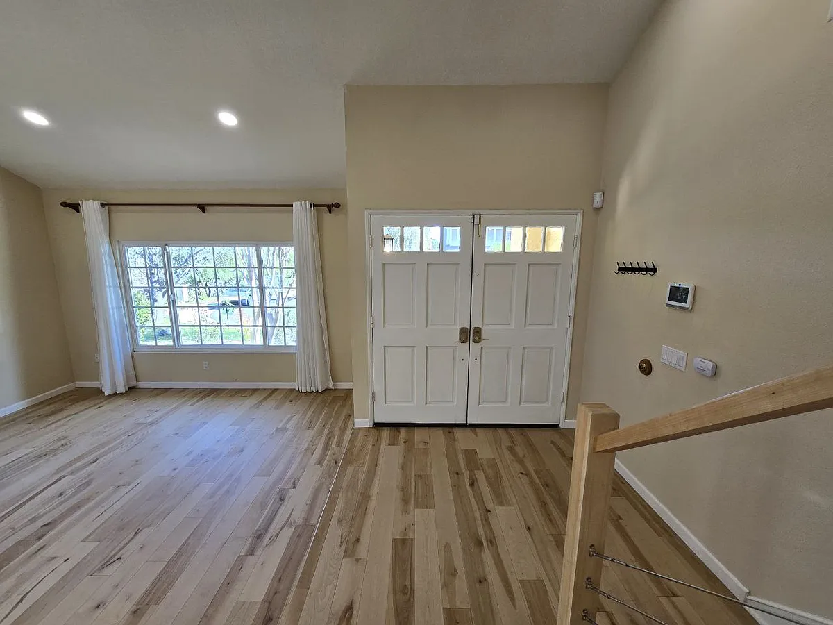 Building Photo - 7169 Castle Peak Dr