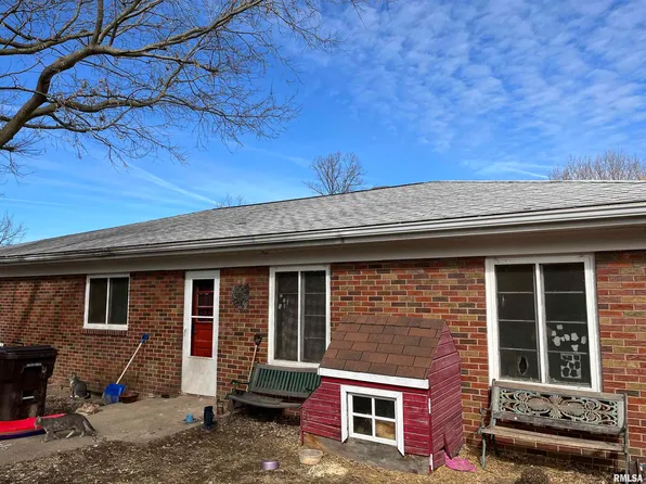 21725 N Yankee Ln, Chillicothe, IL 61523