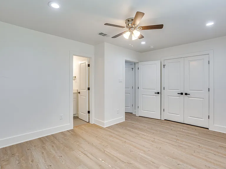 3211 Forest Park Blvd — Photo 27
