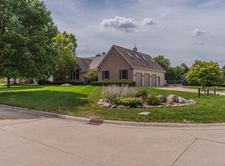 1701 Brighton Ct, Champaign, IL 61822