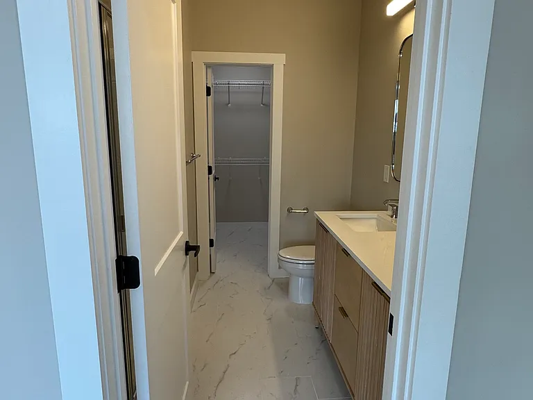 4403 Oglethorpe St — Photo 30