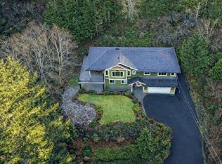 1420 Elan Pl, Capital, BC V9Z 1B2