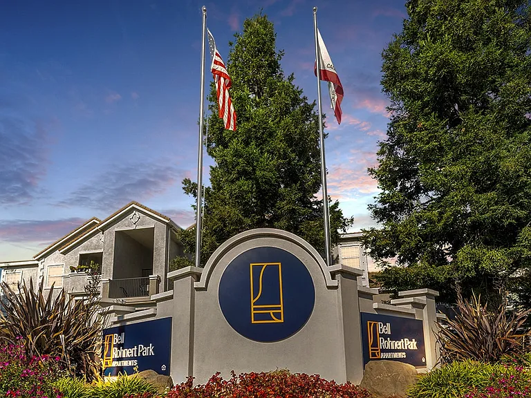 Bell Rohnert Park — Photo 29