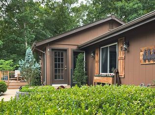 1158 Anemone Rd, Lake Ozark, MO 65049