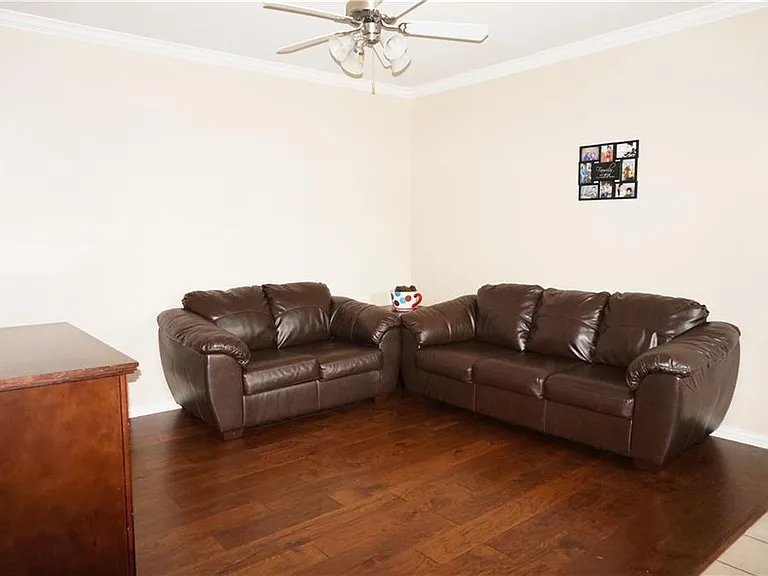 1037 Kyan Ln — Photo 12