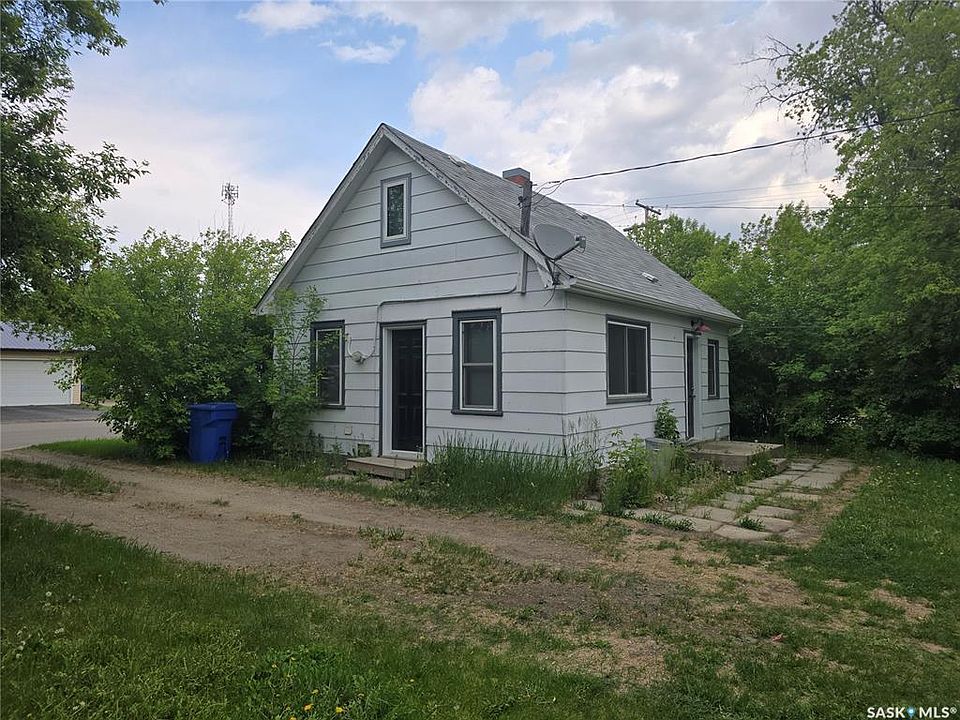 1st image of 125 5th Ave NE